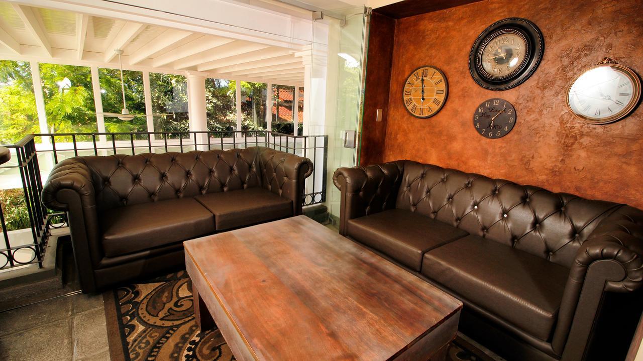 La Riviera Hotel San Antonio De Belen Extérieur photo
