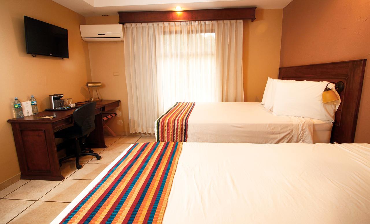 La Riviera Hotel San Antonio De Belen Extérieur photo